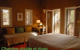 Villa Zagora Desert Retreat Restaurant-Pool-Sahara Tours